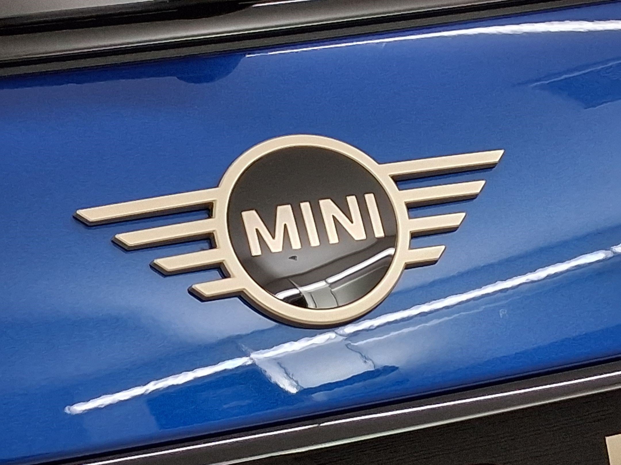 New 2026 MINI Cooper 2-Door Hardtop FWD image 16