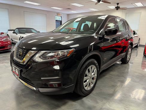 Used 2020 Nissan Rogue S AWD/4WD image 13