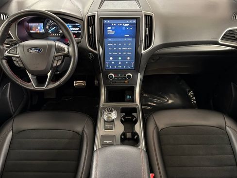 Used 2022 Ford Edge ST-Line w/ Class II Trailer Tow Package AWD/4WD image 3