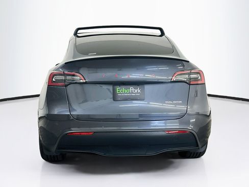 Used 2022 Tesla Model Y Performance AWD/4WD image 7