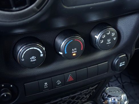 Used 2017 Jeep Wrangler Unlimited Sport w/ Quick Order Package 24S image 17