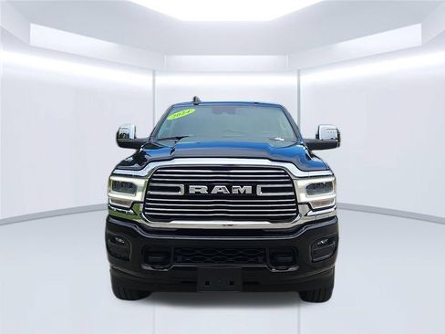 Used 2024 RAM 2500 Laramie w/ Safety Group AWD/4WD image 2