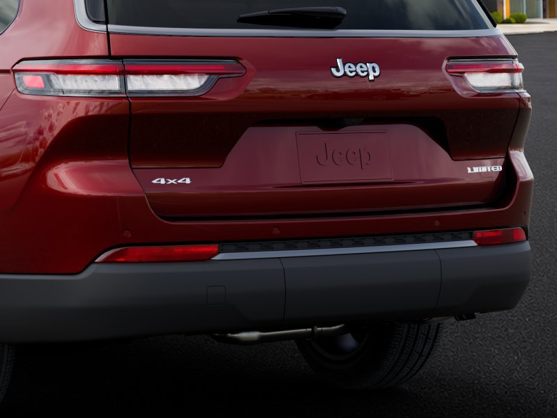 New 2026 Jeep Grand Cherokee L Limited w/ Limited Altitude Package AWD/4WD image 13