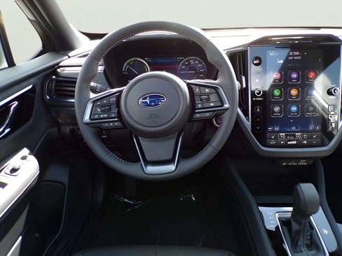 Certified 2025 Subaru Forester Limited image 7