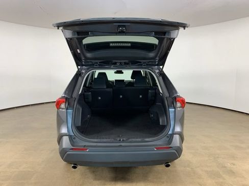 Used 2025 Toyota RAV4 LE AWD/4WD image 12