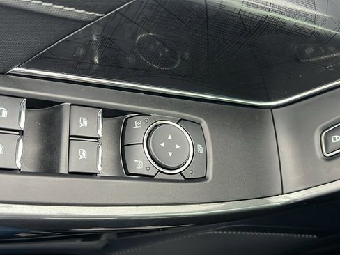 Used 2022 Ford F150 XLT w/ Equipment Group 302A High image 13