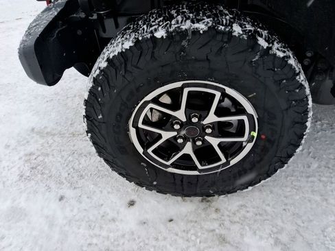 New 2026 Jeep Wrangler Unlimited Rubicon image 10