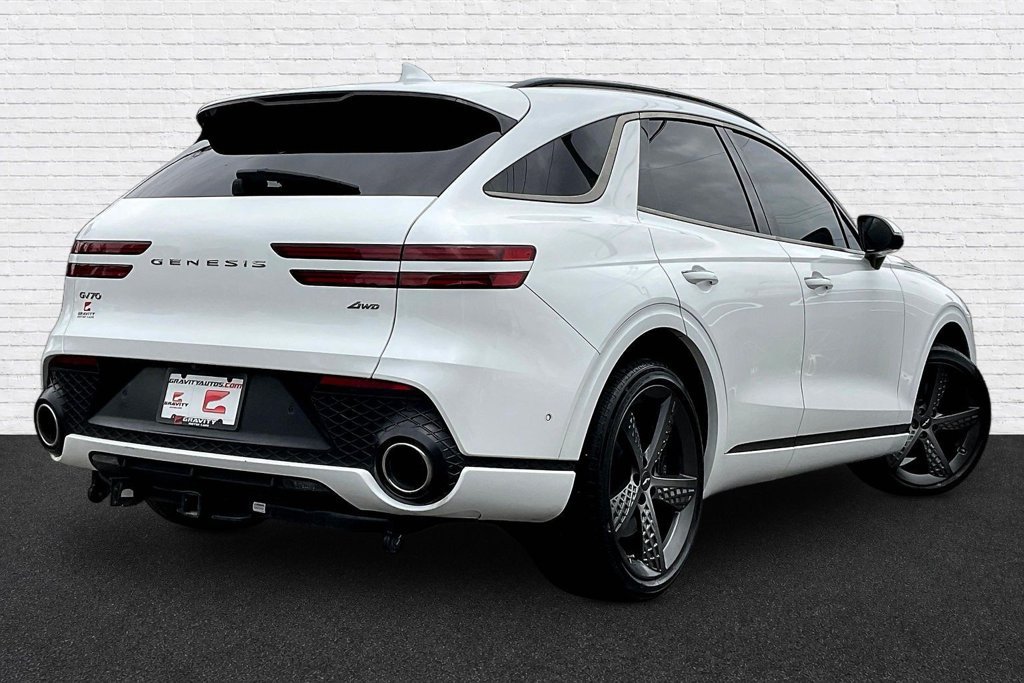 Used 2023 Genesis GV70 2.5T w/ Sport Prestige Package AWD/4WD image 6