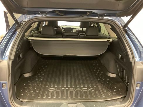 Used 2021 Subaru Outback Limited image 29