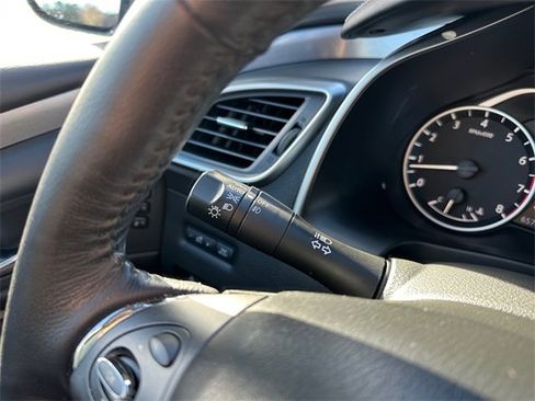 Used 2020 Nissan Murano SL w/ Moonroof Package image 24