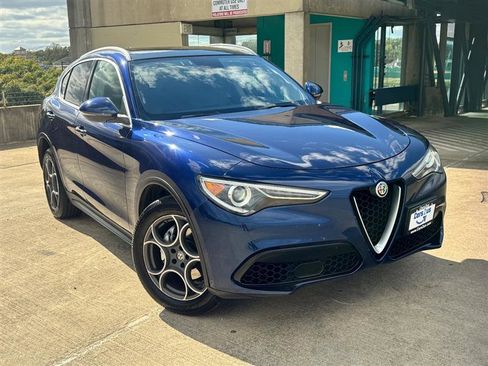Used 2018 Alfa Romeo Stelvio Sport w/ Cold Weather Package image 7