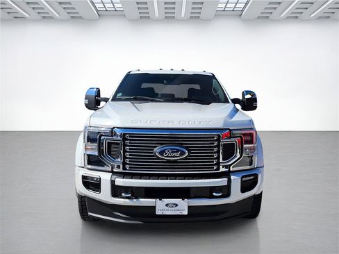 Used 2021 Ford F450 Platinum w/ FX4 Off-Road Package image 3