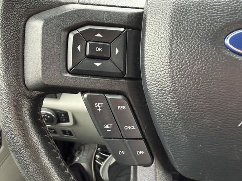 Used 2020 Ford F150 XLT w/ Equipment Group 302A Luxury AWD/4WD image 20