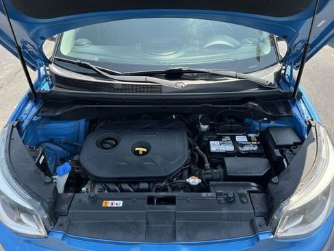 Used 2018 Kia Soul + FWD image 19