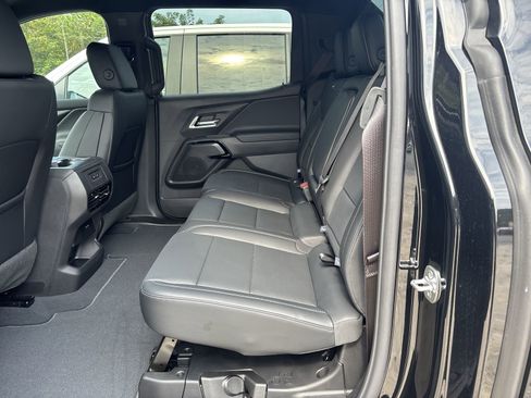 New 2026 Chevrolet Silverado EV LT w/ Premium Package image 24