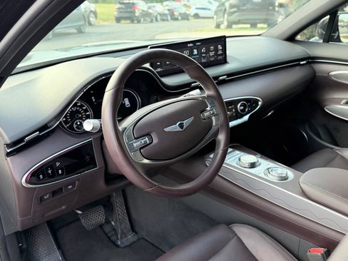 Used 2022 Genesis GV70 2.5T w/ Advanced Package AWD/4WD image 19