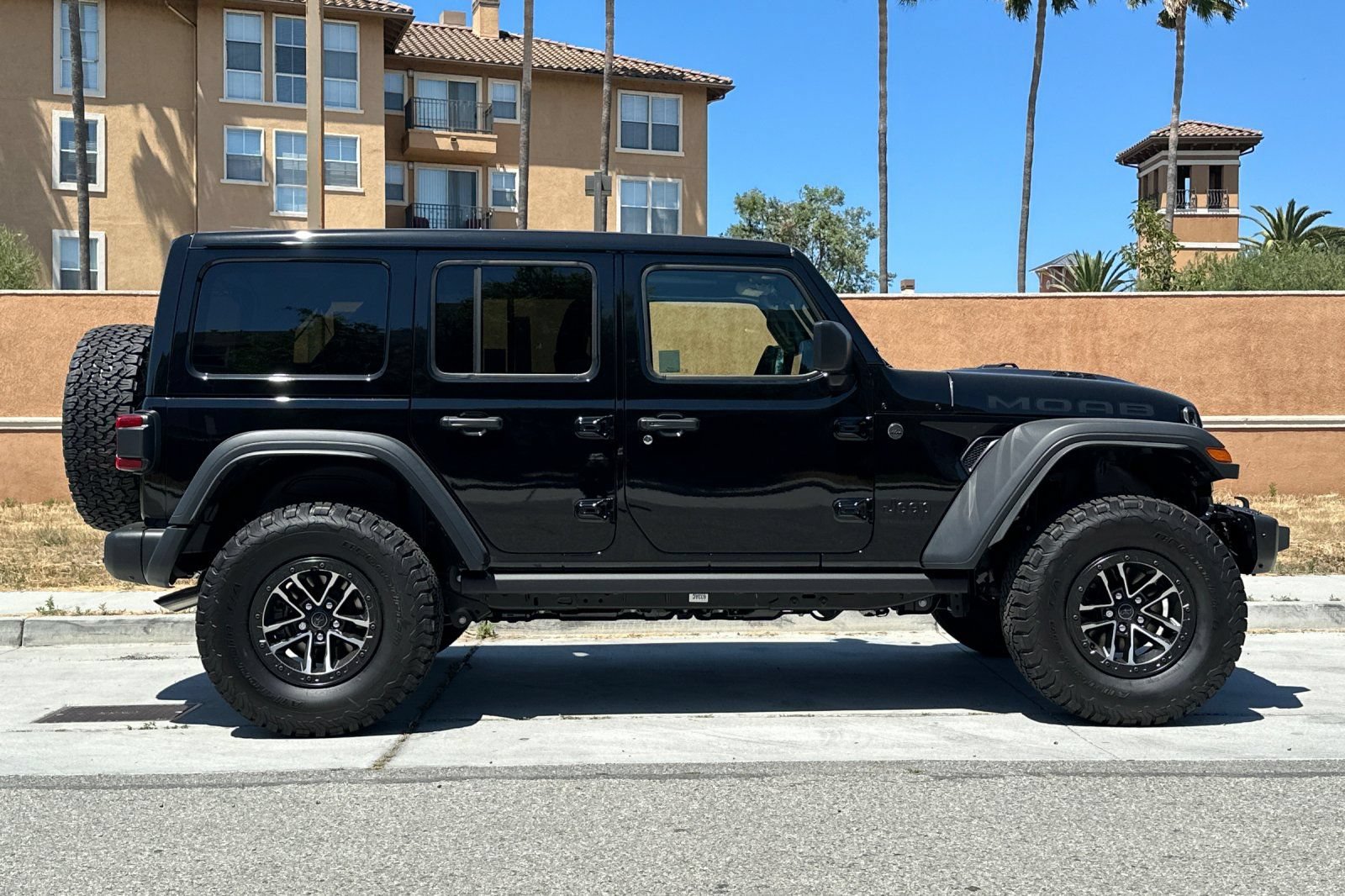 New 2026 Jeep Wrangler Unlimited Rubicon 392 w/ Quick Order Package 27X Moab AWD/4WD image 3