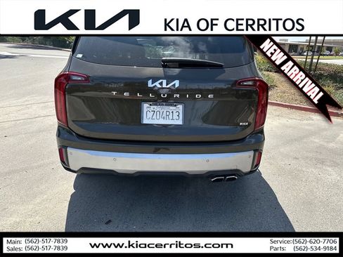 Certified 2024 Kia Telluride S w/ S Sunroof Package AWD/4WD image 4