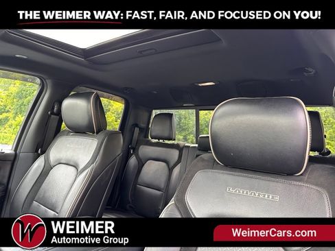 Used 2019 RAM 1500 Laramie AWD/4WD image 21