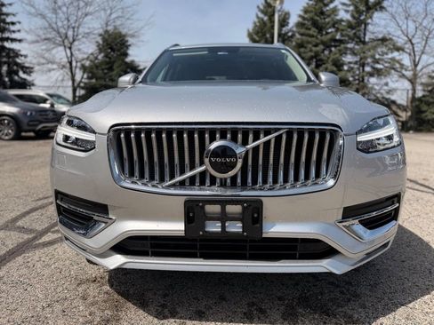 Used 2022 Volvo XC90 T6 Inscription w/ Advanced Package image 2