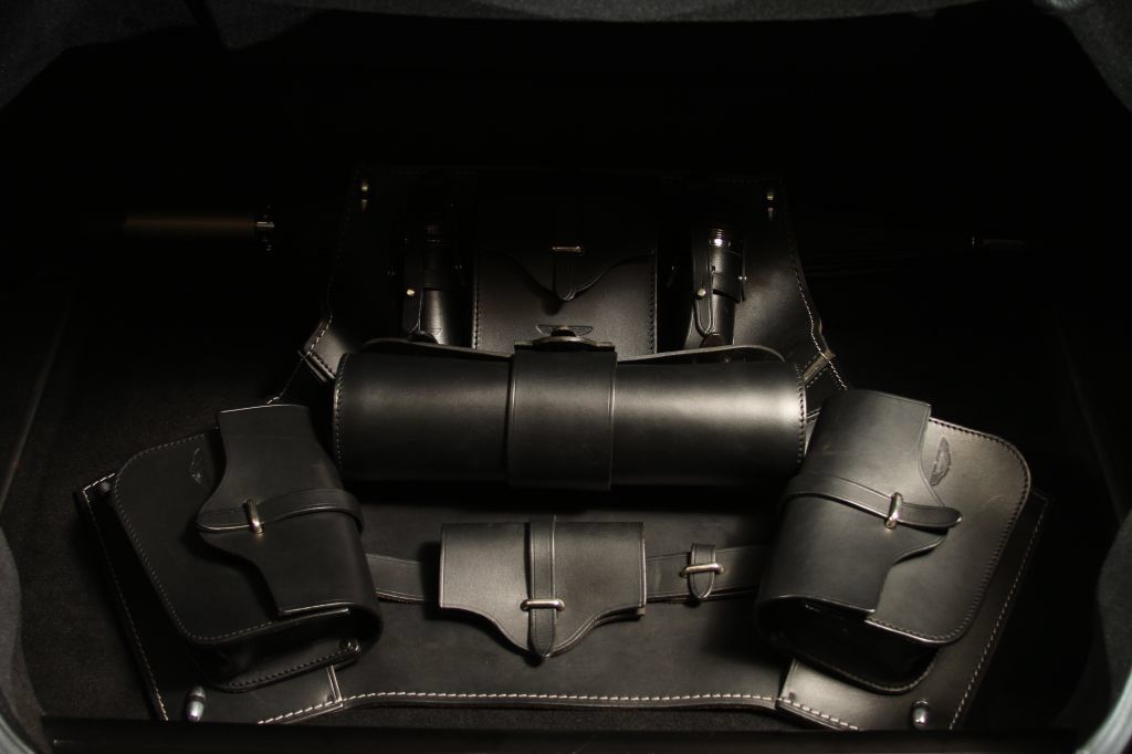 Used 2009 Aston Martin DBS Coupe RWD image 40