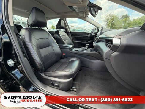 Used 2019 Nissan Altima 2.5 SL FWD image 15