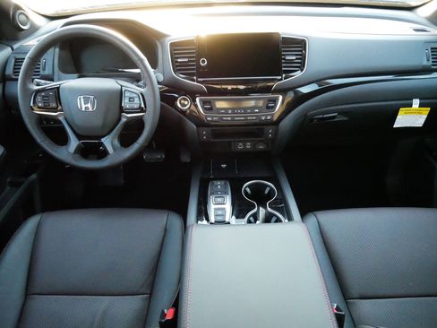 Certified 2026 Honda Ridgeline Black Edition image 10