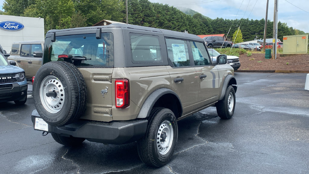 New 2026 Ford Bronco 4-Door AWD/4WD image 5
