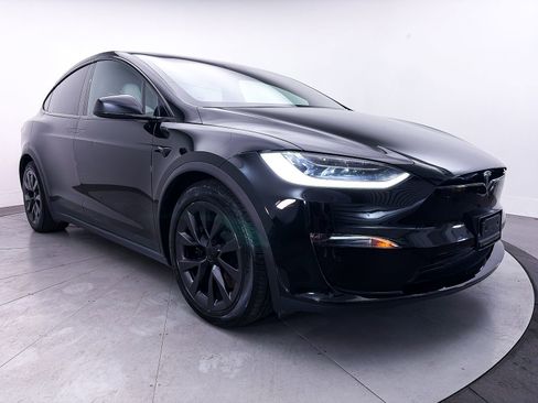 Used 2022 Tesla Model X Plaid AWD/4WD image 10