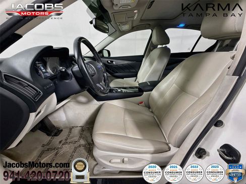 Used 2017 INFINITI Q50 3.0t Premium w/ Cargo Package (L95) RWD image 1