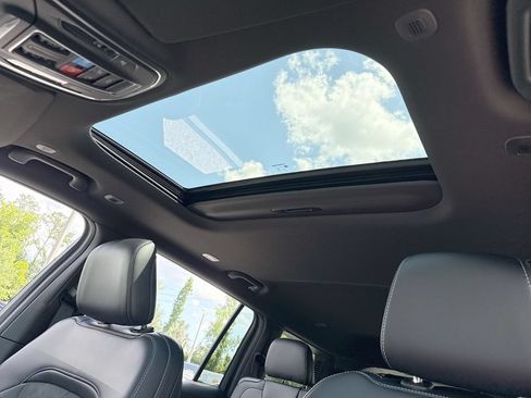 New 2026 Jeep Grand Cherokee L 4WD image 17