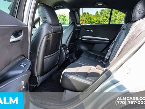 Used 2025 Cadillac XT4 Premium Luxury FWD image 18