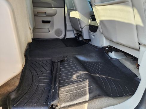 Used 2013 Chevrolet Silverado 2500 LT w/ Interior Plus Package image 19