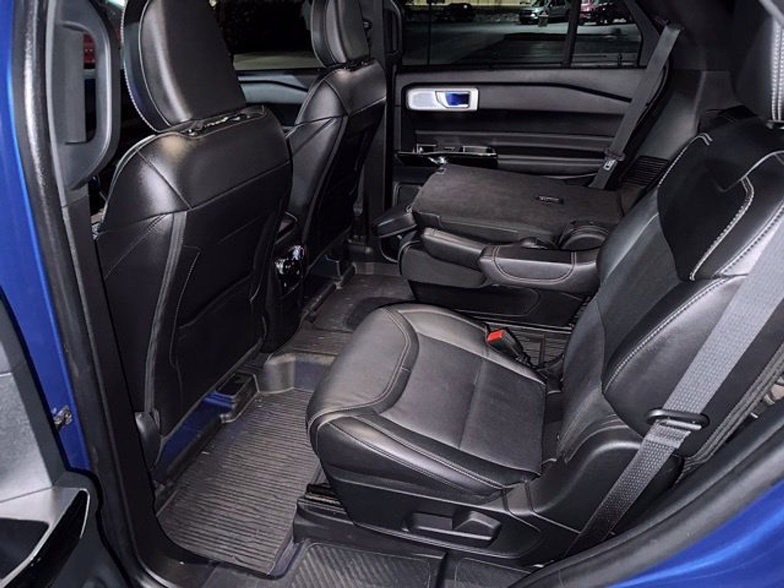 Used 2023 Ford Explorer ST w/ Equipment Group 401A AWD/4WD image 27