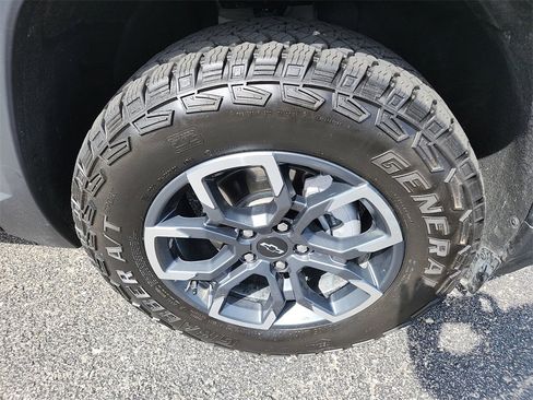 New 2026 Chevrolet Equinox ACTIV w/ Convenience Package III image 10