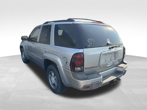Used 2004 Chevrolet TrailBlazer LT AWD/4WD image 3