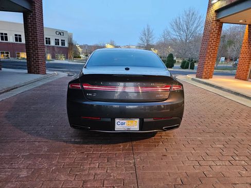 Used 2017 Lincoln MKZ Reserve w/ Climate Package image 5