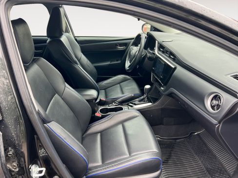 Used 2019 Toyota Corolla XSE FWD image 15