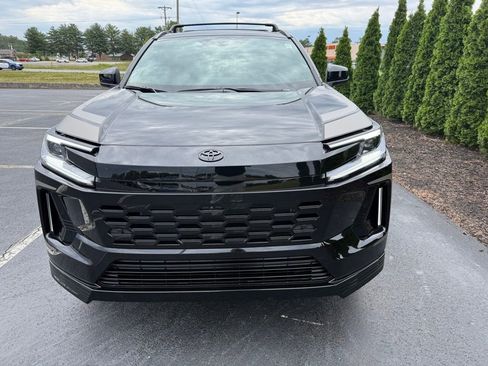 New 2026 Toyota RAV4 XSE AWD/4WD image 6
