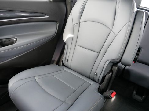 Used 2023 Buick Enclave Essence w/ Experience Buick Package image 12