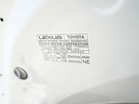 New 2026 Lexus RZ 350e 2WD image 32