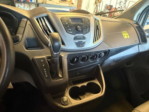 Used 2017 Ford Transit 250 138 RWD image 13
