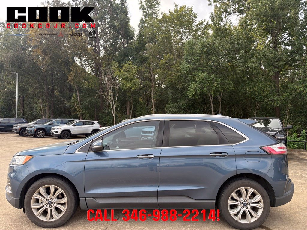 Used 2019 Ford Edge Titanium FWD image 3