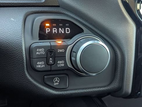 New 2025 RAM 1500 Big Horn AWD/4WD image 15