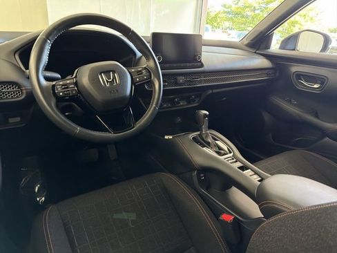 Used 2024 Honda HR-V Sport image 17