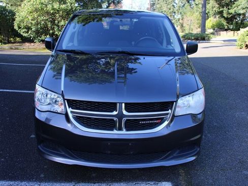 Used 2019 Dodge Grand Caravan SE image 10