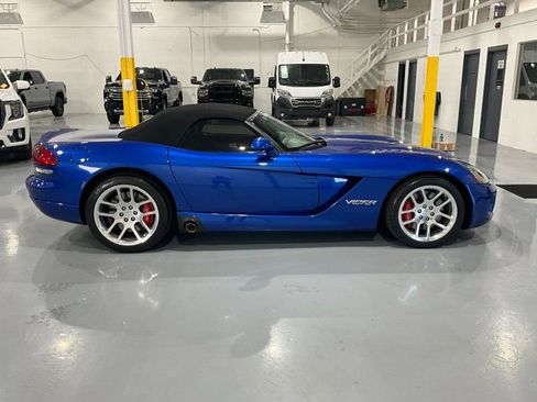 Used 2006 Dodge Viper SRT-10 image 8