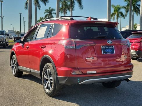 Used 2016 Toyota RAV4 XLE image 4