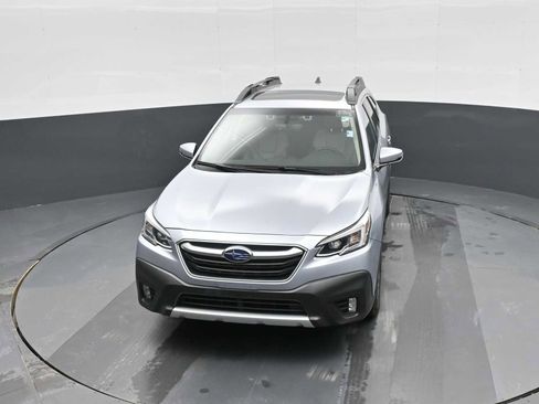 Used 2022 Subaru Outback Limited image 27