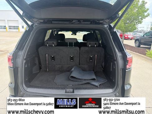 Used 2025 GMC Acadia Elevation AWD/4WD image 25